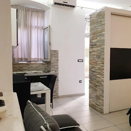 Апартаменти Centar *