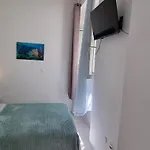 شقة Centar